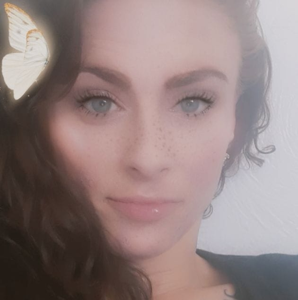 Meet your Posher, Tiffany